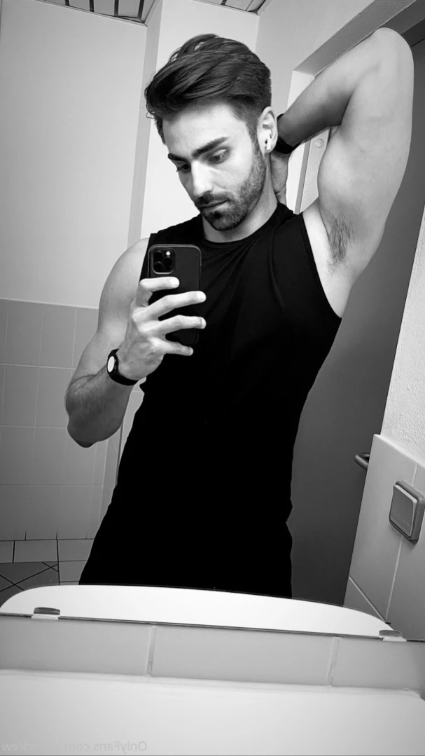 P.C. Andrew [ pcandrew ] Onlyfans leaked photo 10935048 on Hotleaks.tv