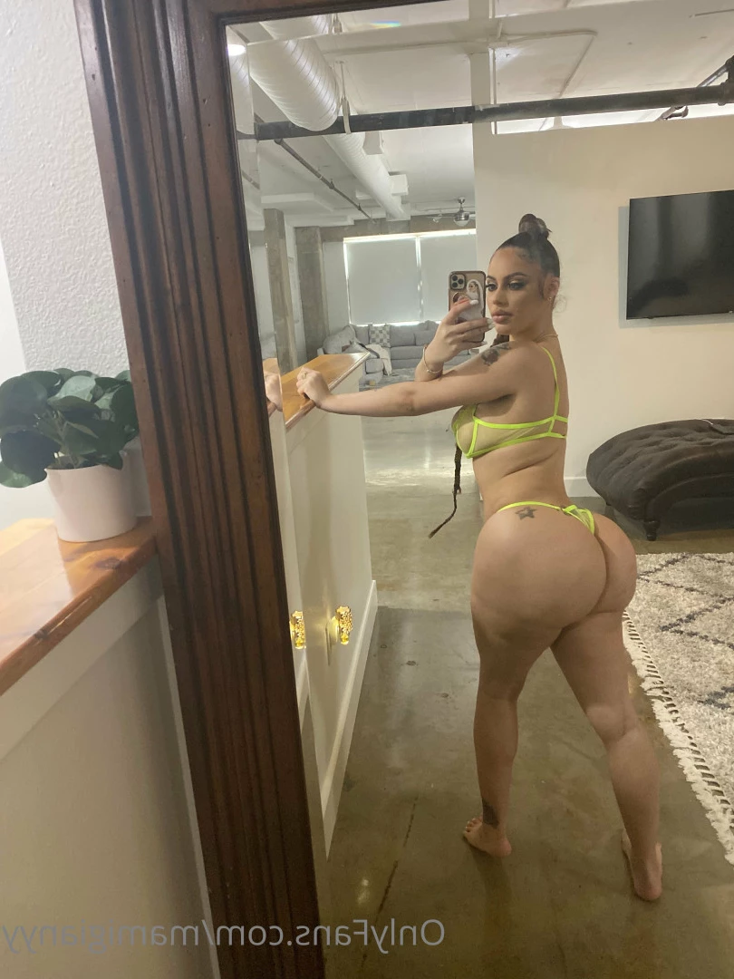 Mami Giany [ mamigianyy ] Onlyfans leaked photo 9827192 on Hotleaks.tv