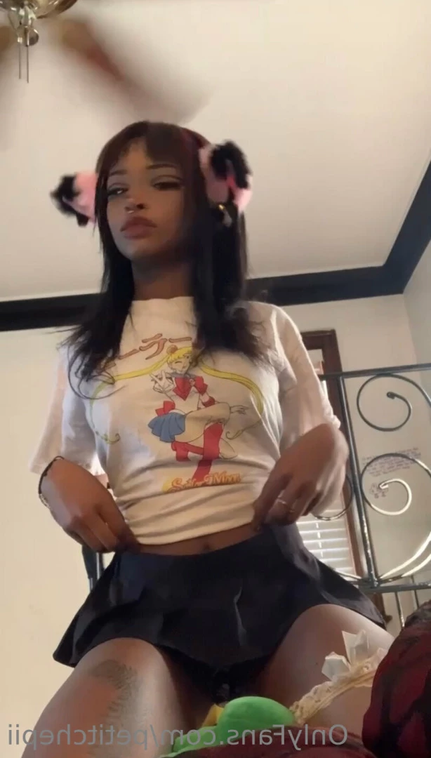 Janet Garrett [ petitchepii ] Onlyfans leaked photo 8233701 on Hotleaks.tv