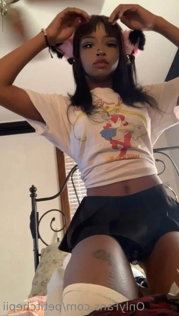 Janet Garrett [ petitchepii ] Onlyfans leaked photo 8233806 on Hotleaks.tv