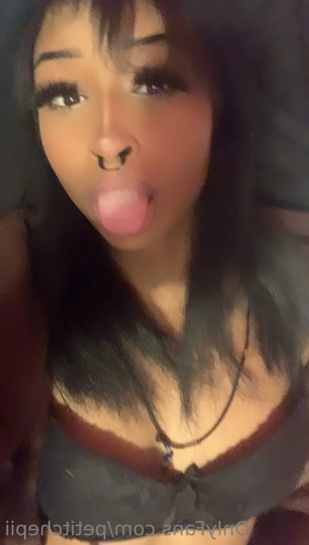 Janet Garrett [ petitchepii ] Onlyfans leaked photo 12062243 on Hotleaks.tv