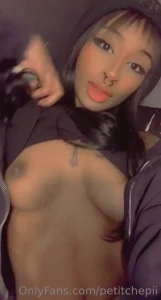 15711249