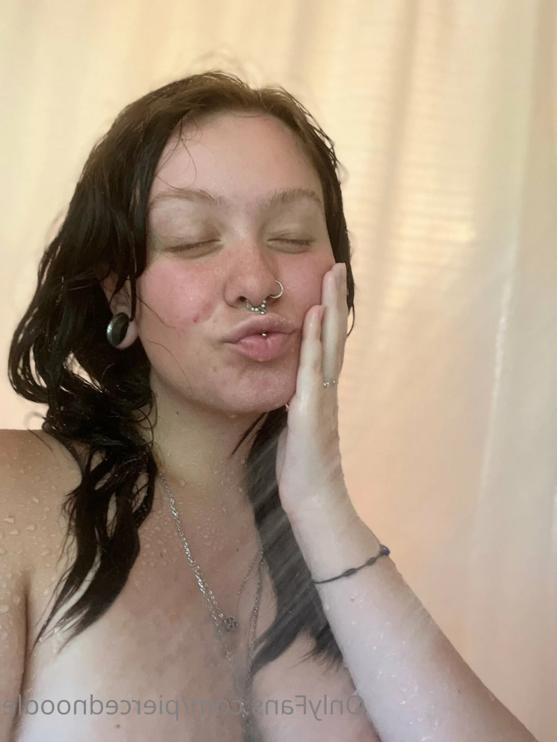 𝔓𝔦𝔢𝔯𝔠𝔢𝔡𝔑𝔬𝔬𝔡𝔩𝔢 🍜 [ piercednoodle ] Onlyfans leaked photo 8121789 on Hotleaks.tv
