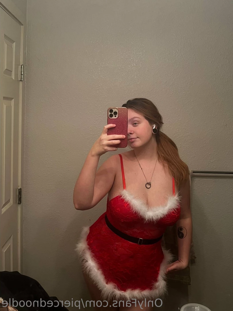 𝔓𝔦𝔢𝔯𝔠𝔢𝔡𝔑𝔬𝔬𝔡𝔩𝔢 🍜 [ piercednoodle ] Onlyfans leaked photo 8123114 on Hotleaks.tv