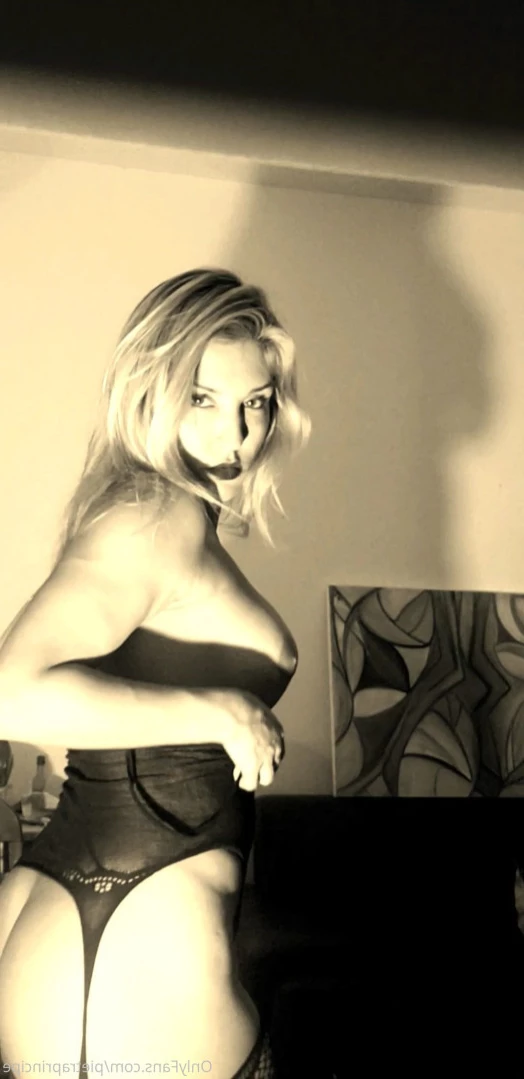 Pietra Príncipe [ pietraprincipe ] Onlyfans leaked photo 14266776 on Hotleaks.tv