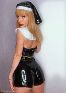 17126128
