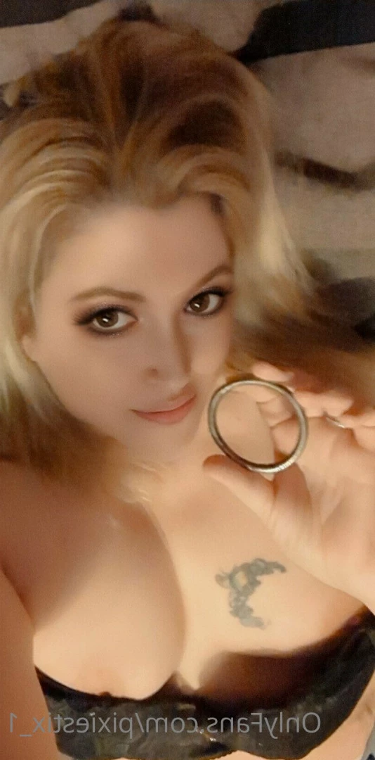 Pixie [ pixiestix_1 ] Onlyfans leaked photo 8309927 on Hotleaks.tv