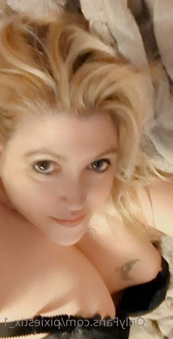 Pixie [ pixiestix_1 ] Onlyfans leaked photo 8311095 on Hotleaks.tv