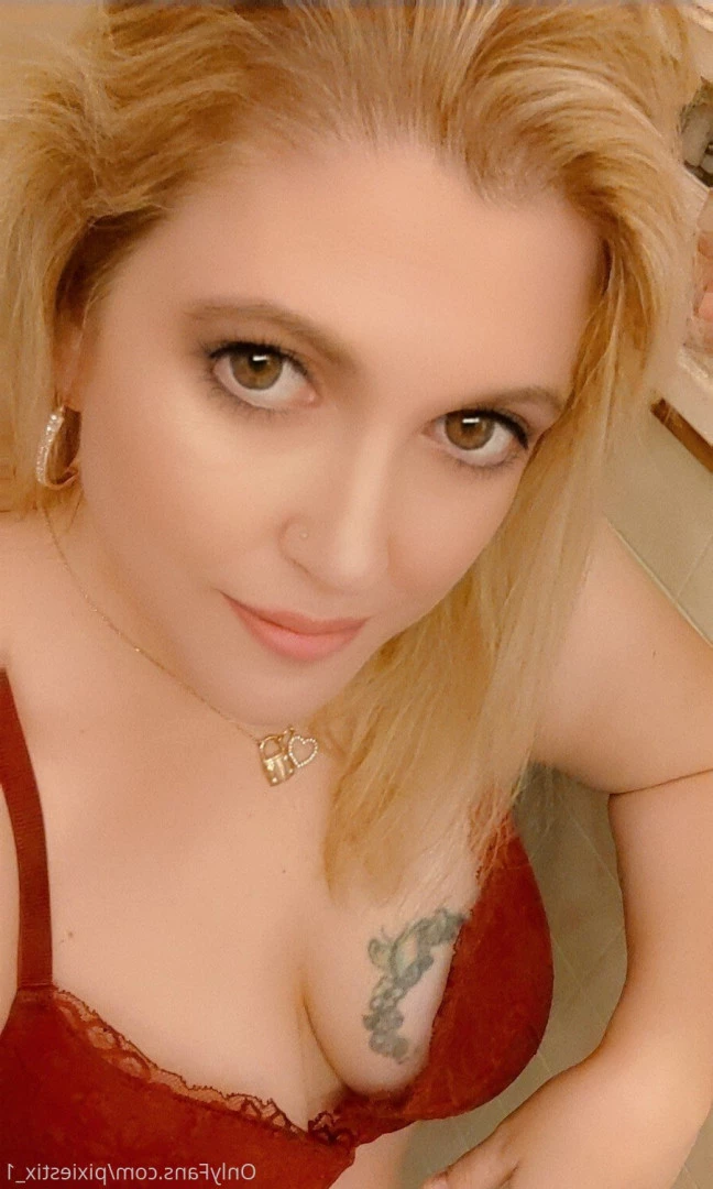 Pixie [ pixiestix_1 ] Onlyfans leaked photo 8311150 on Hotleaks.tv