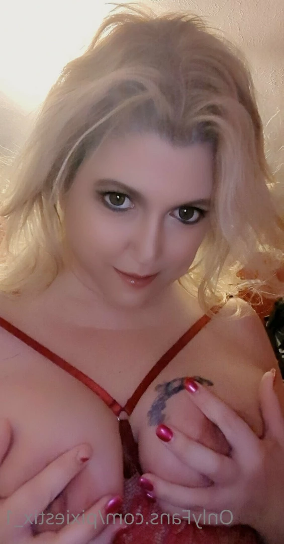 Pixie [ pixiestix_1 ] Onlyfans leaked photo 8311634 on Hotleaks.tv