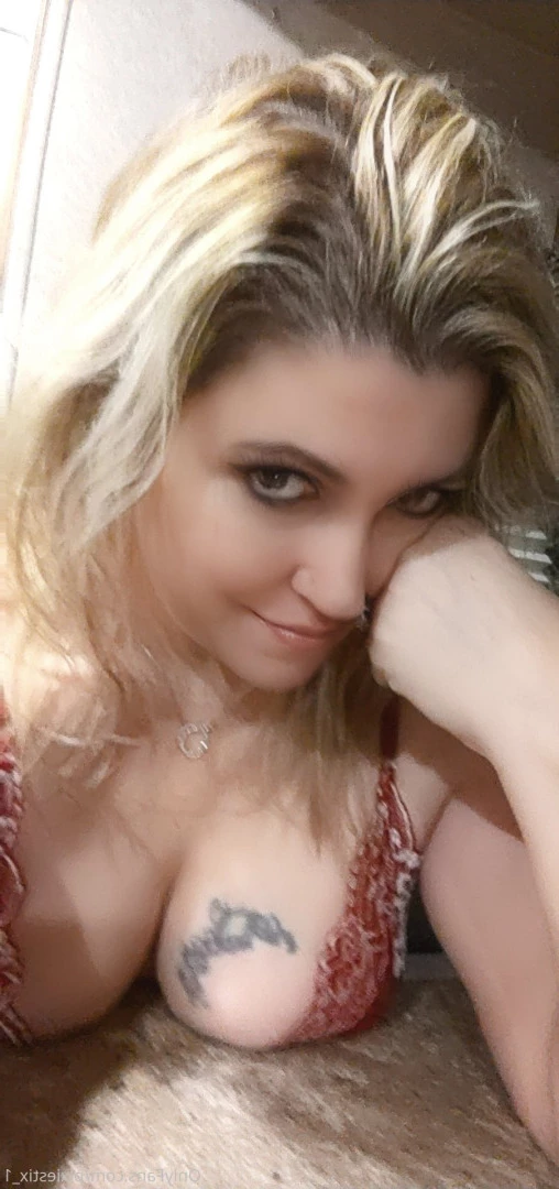 Pixie [ pixiestix_1 ] Onlyfans leaked photo 8311794 on Hotleaks.tv