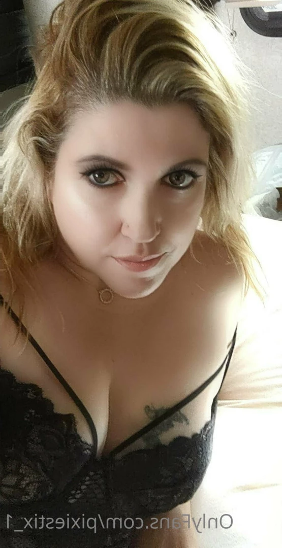 Pixie [ pixiestix_1 ] Onlyfans leaked photo 8312268 on Hotleaks.tv