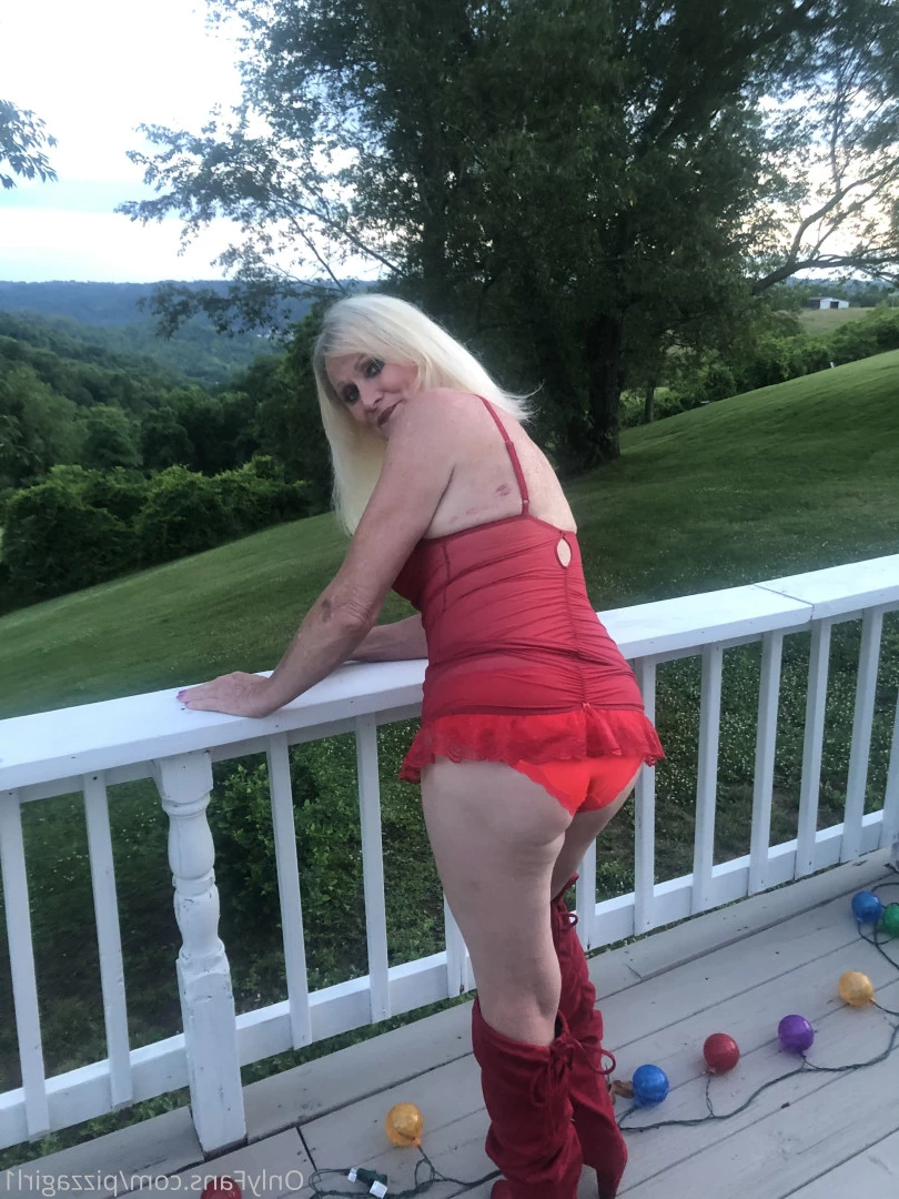 pizzagirl1 Onlyfans leaked photo 9884650 on Hotleaks.tv