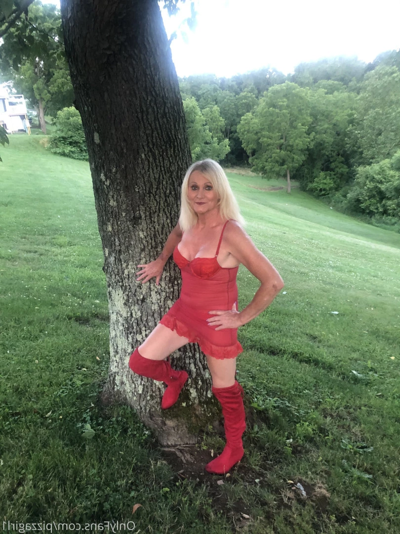 pizzagirl1 Onlyfans leaked photo 9884671 on Hotleaks.tv