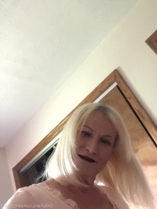 9884894