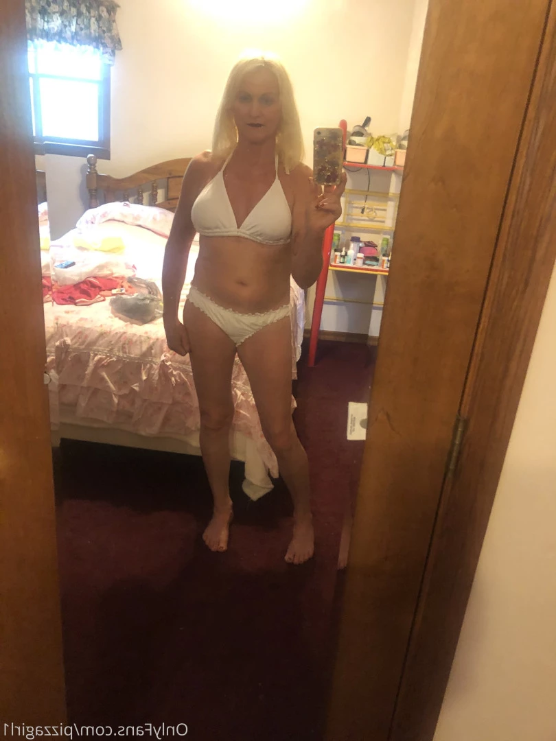 pizzagirl1 Onlyfans leaked photo 9885005 on Hotleaks.tv