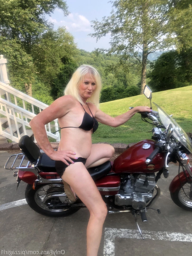 pizzagirl1 Onlyfans leaked photo 9885174 on Hotleaks.tv