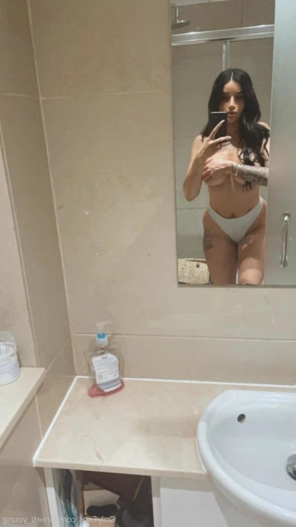 Preeti Babestation GFE 💗 [ preeti_young ] Onlyfans leaked photo 11801509 on Hotleaks.tv