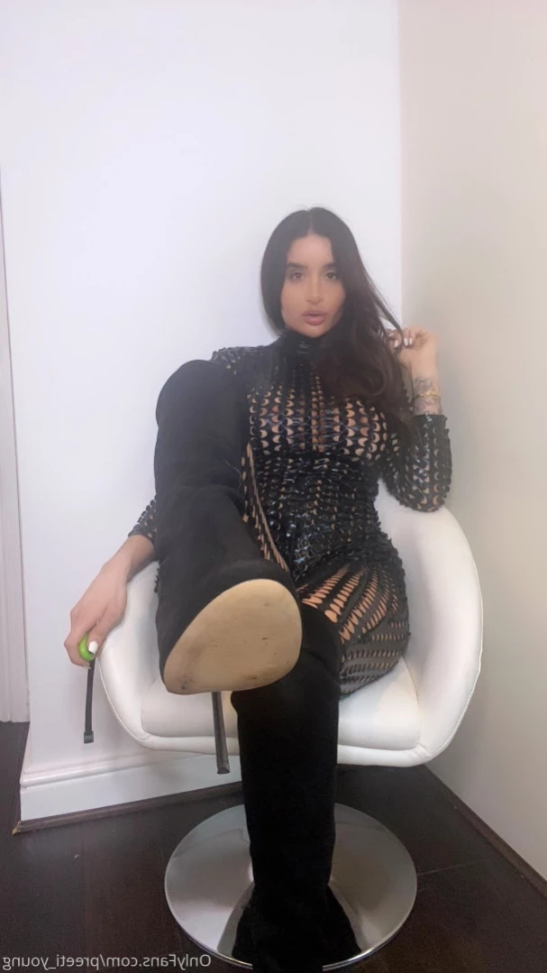 Preeti Babestation GFE 💗 [ preeti_young ] Onlyfans leaked photo 14456455 on Hotleaks.tv