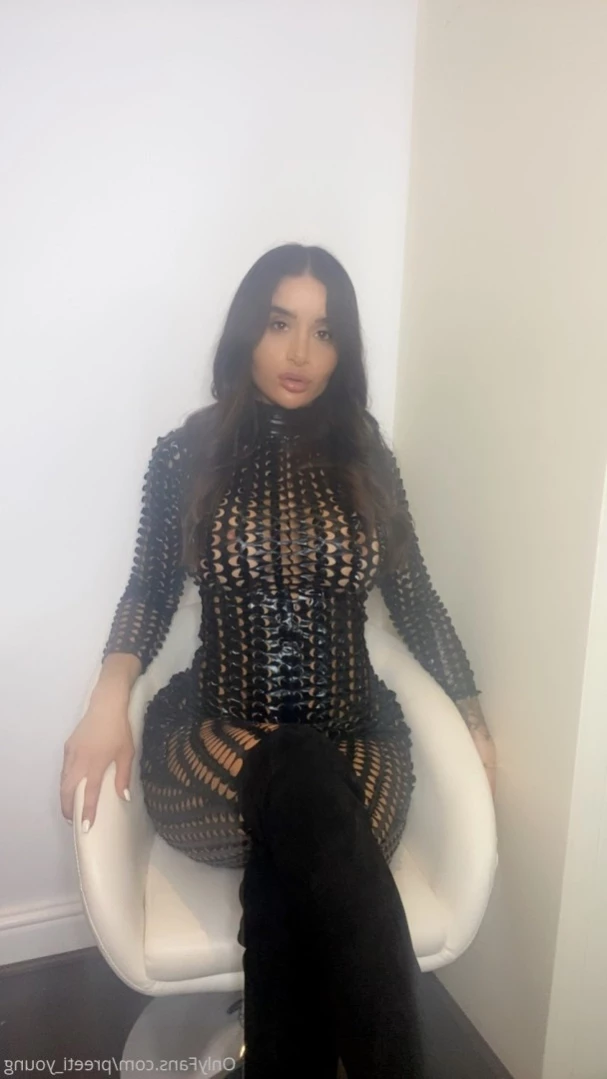 Preeti Babestation GFE 💗 [ preeti_young ] Onlyfans leaked photo 14558900 on Hotleaks.tv