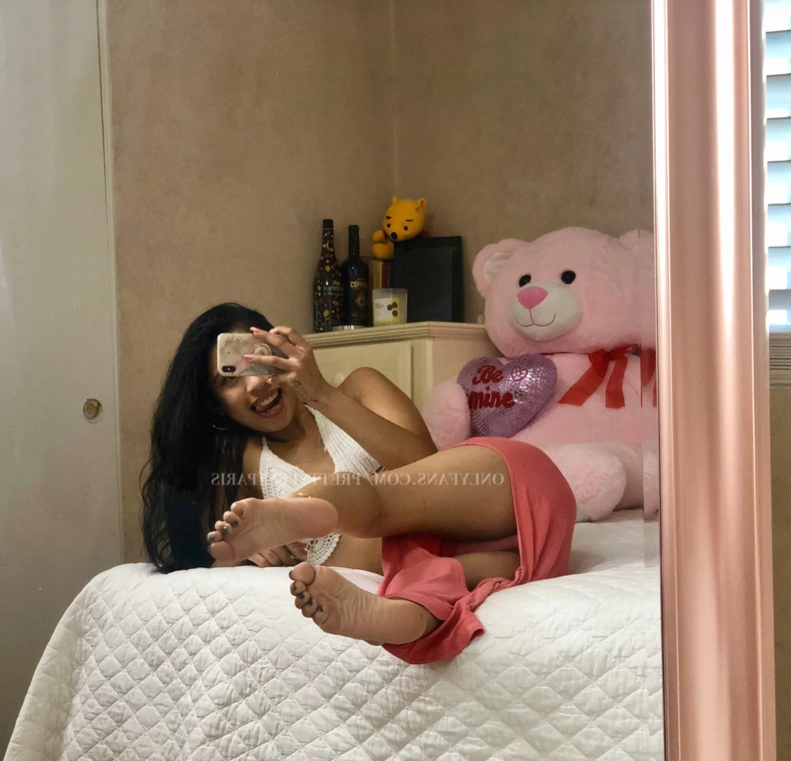Goddess Paris [ prettyfeetparis ] Onlyfans leaked photo 12200593 on Hotleaks.tv