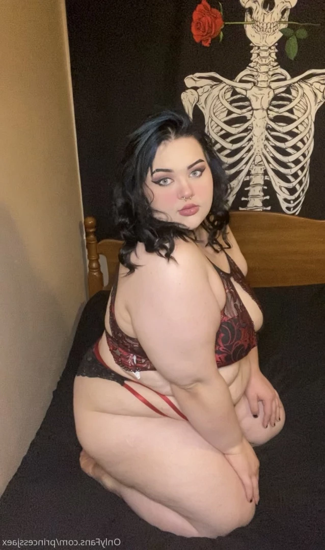 𝙅𝙖𝙚 𝘿𝙖𝙧𝙡𝙞𝙣𝙜 🖤✨ [ princessjaex ] Onlyfans leaked photo 10016597 on Hotleaks.tv