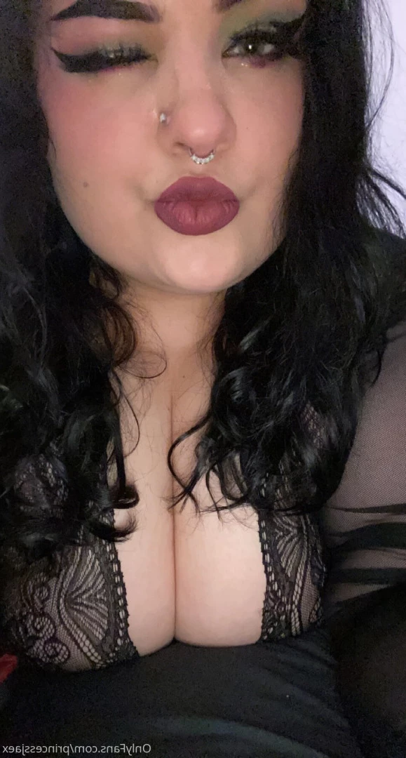 𝙅𝙖𝙚 𝘿𝙖𝙧𝙡𝙞𝙣𝙜 🖤✨ [ princessjaex ] Onlyfans leaked photo 10016695 on Hotleaks.tv