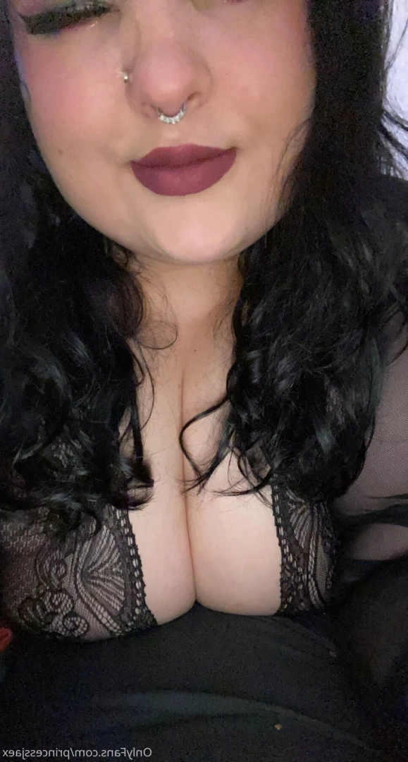 𝙅𝙖𝙚 𝘿𝙖𝙧𝙡𝙞𝙣𝙜 🖤✨ [ princessjaex ] Onlyfans leaked photo 10017047 on Hotleaks.tv