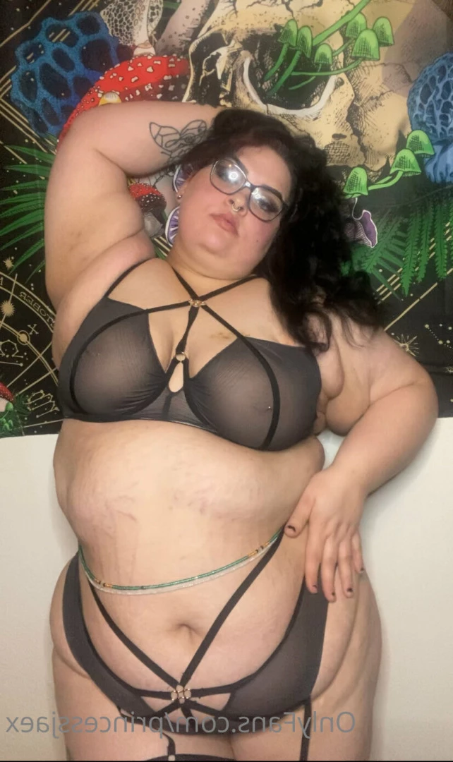 𝙅𝙖𝙚 𝘿𝙖𝙧𝙡𝙞𝙣𝙜 🖤✨ [ princessjaex ] Onlyfans leaked photo 10017545 on Hotleaks.tv