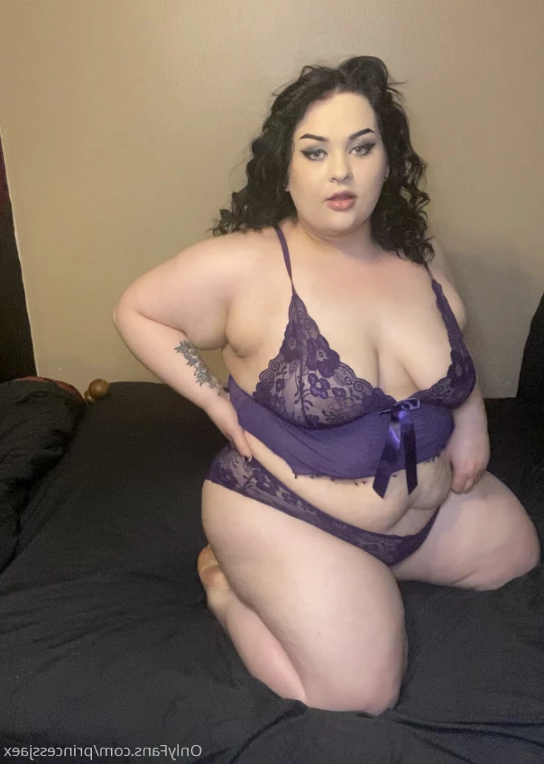𝙅𝙖𝙚 𝘿𝙖𝙧𝙡𝙞𝙣𝙜 🖤✨ [ princessjaex ] Onlyfans leaked photo 10019171 on Hotleaks.tv