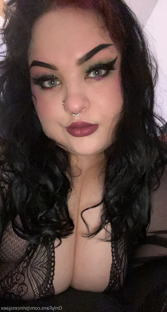 𝙅𝙖𝙚 𝘿𝙖𝙧𝙡𝙞𝙣𝙜 🖤✨ [ princessjaex ] Onlyfans leaked photo 10020036 on Hotleaks.tv