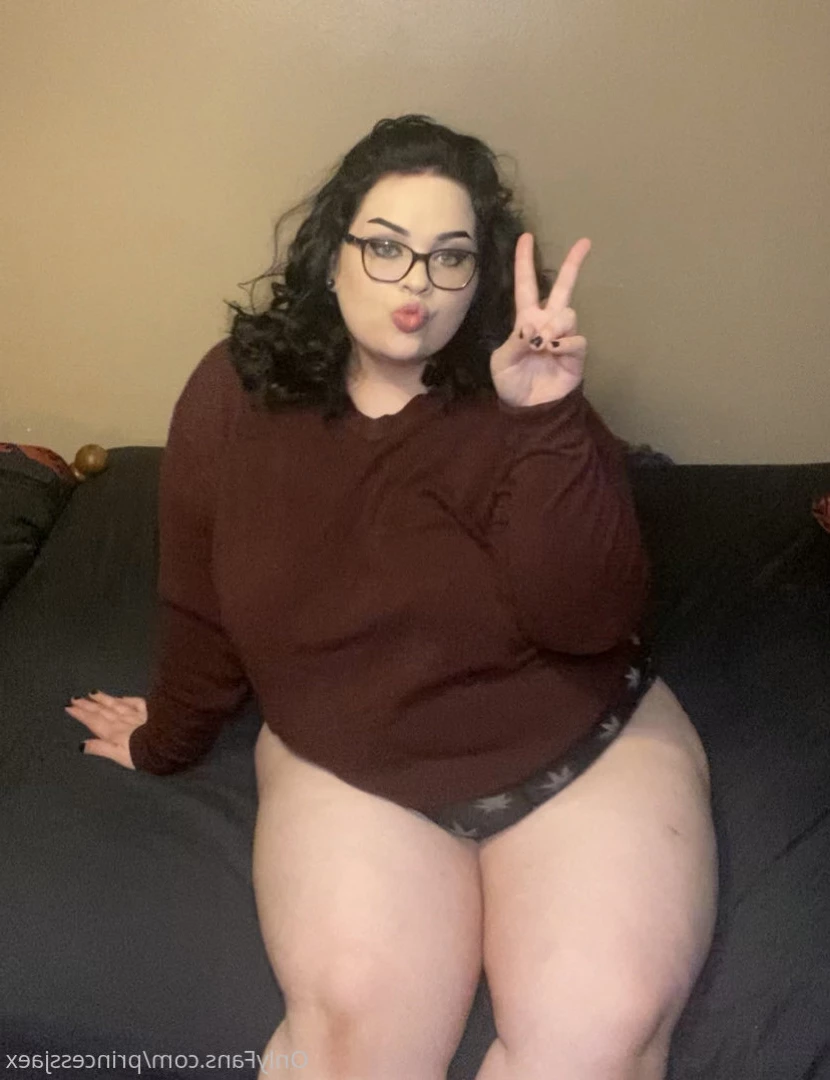 𝙅𝙖𝙚 𝘿𝙖𝙧𝙡𝙞𝙣𝙜 🖤✨ [ princessjaex ] Onlyfans leaked photo 10020054 on Hotleaks.tv