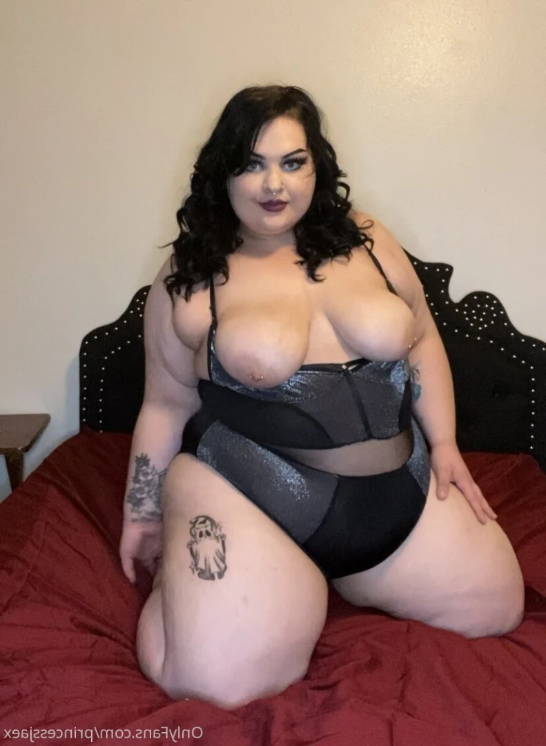𝙅𝙖𝙚 𝘿𝙖𝙧𝙡𝙞𝙣𝙜 🖤✨ [ princessjaex ] Onlyfans leaked photo 10020488 on Hotleaks.tv