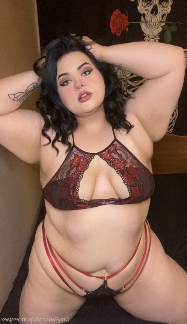 𝙅𝙖𝙚 𝘿𝙖𝙧𝙡𝙞𝙣𝙜 🖤✨ [ princessjaex ] Onlyfans leaked photo 10020655 on Hotleaks.tv