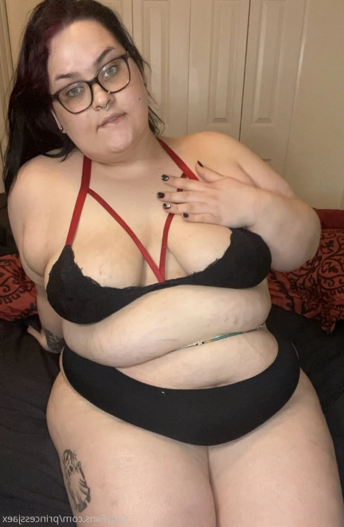 𝙅𝙖𝙚 𝘿𝙖𝙧𝙡𝙞𝙣𝙜 🖤✨ [ princessjaex ] Onlyfans leaked photo 10021233 on Hotleaks.tv