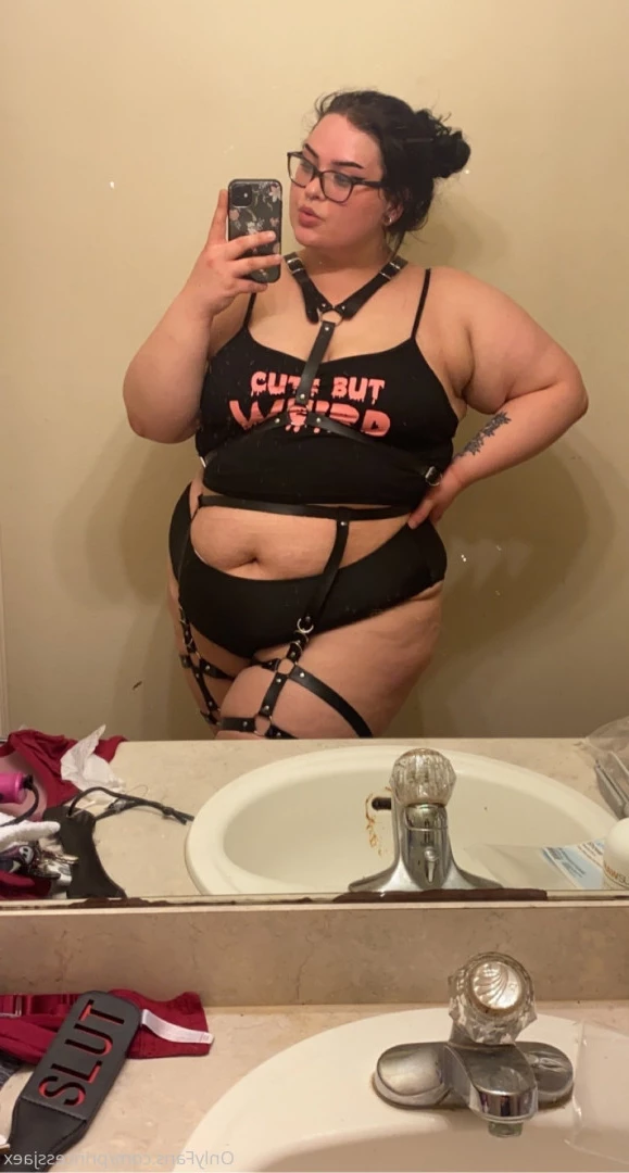 𝙅𝙖𝙚 𝘿𝙖𝙧𝙡𝙞𝙣𝙜 🖤✨ [ princessjaex ] Onlyfans leaked photo 10021536 on Hotleaks.tv