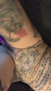 10074748