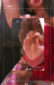1641296