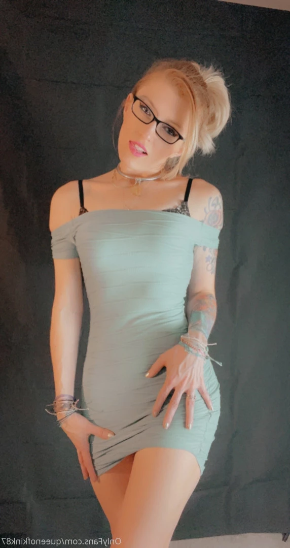 The Submissive Next Door [ queenofkink87 ] Onlyfans leaked photo 10942533 on Hotleaks.tv