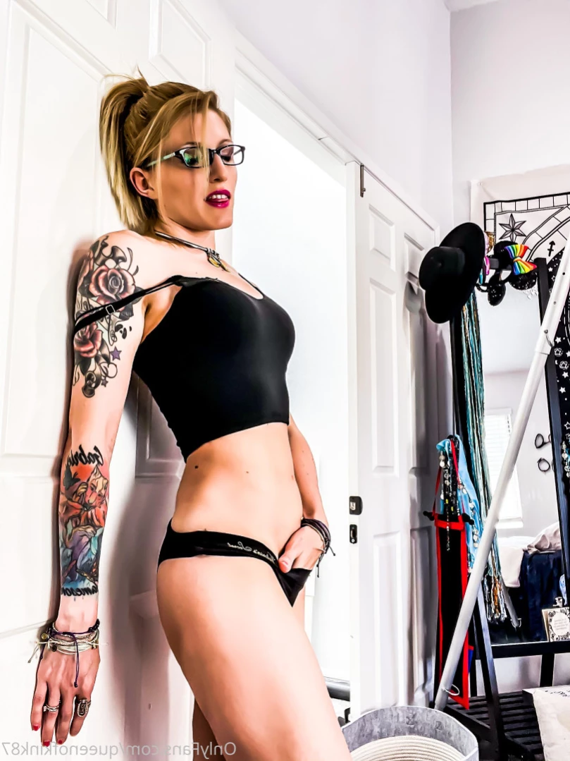 The Submissive Next Door [ queenofkink87 ] Onlyfans leaked photo 12101375 on Hotleaks.tv