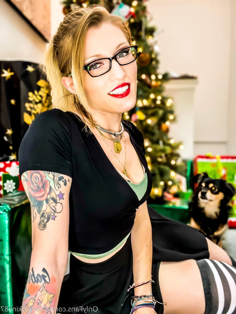 The Submissive Next Door [ queenofkink87 ] Onlyfans leaked photo 12277700 on Hotleaks.tv