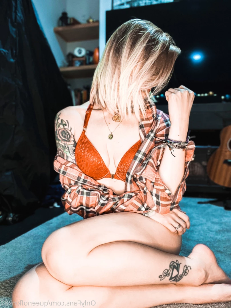 The Submissive Next Door [ queenofkink87 ] Onlyfans leaked photo 12284021 on Hotleaks.tv