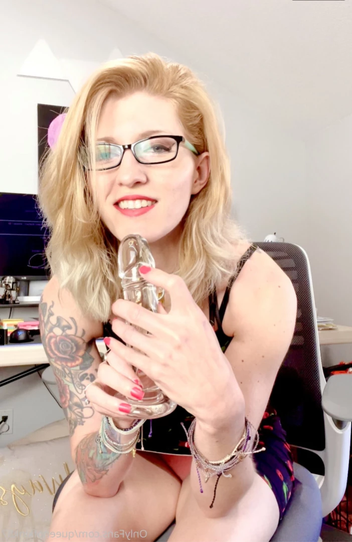 The Submissive Next Door [ queenofkink87 ] Onlyfans leaked photo 15563355 on Hotleaks.tv