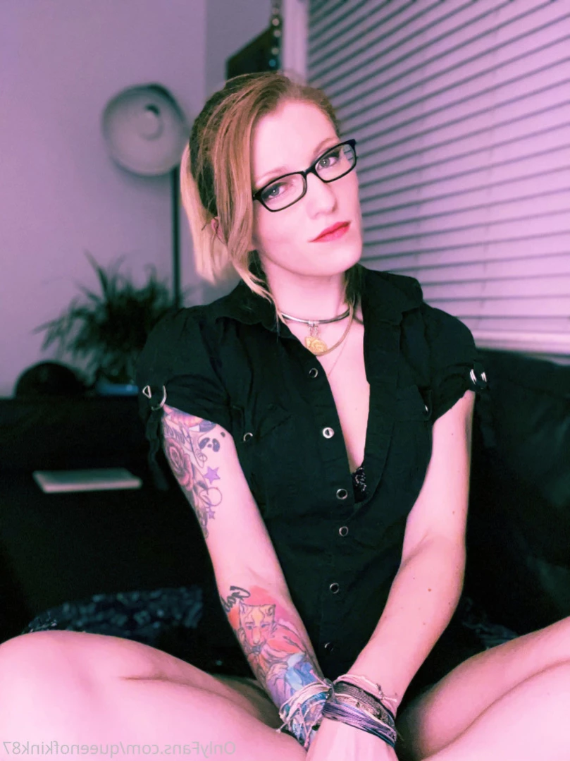 The Submissive Next Door [ queenofkink87 ] Onlyfans leaked photo 16342215 on Hotleaks.tv