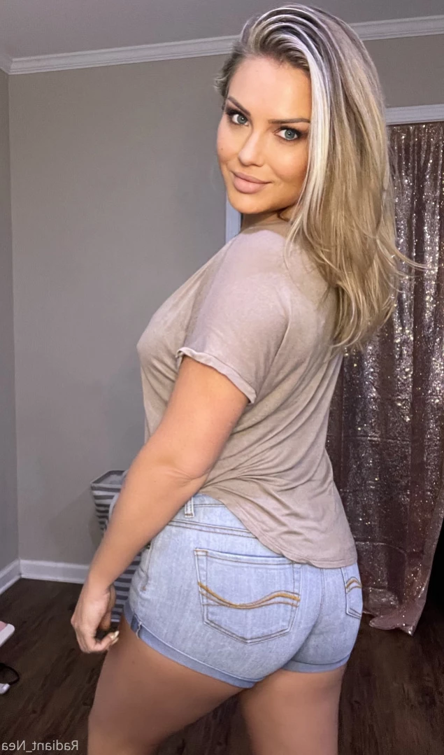 Radiant Nea [ radiant_nea ] Onlyfans leaked photo 12923955 on Hotleaks.tv