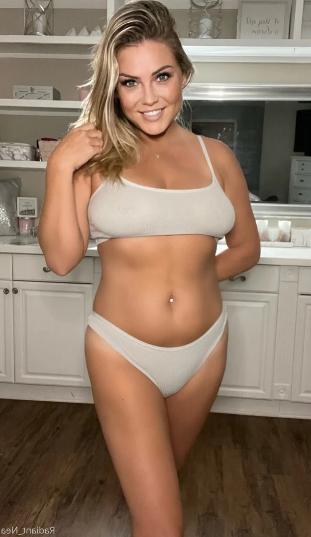 Radiant Nea [ radiant_nea ] Onlyfans leaked photo 14418620 on Hotleaks.tv