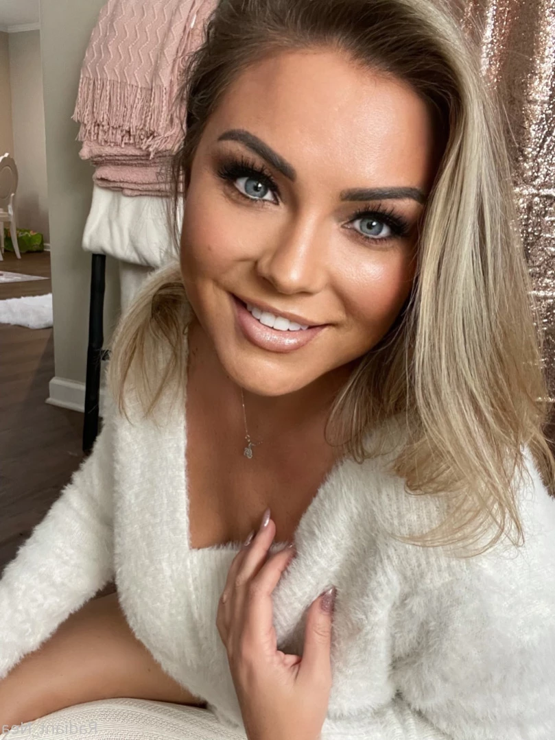 Radiant Nea [ radiant_nea ] Onlyfans leaked photo 16213591 on Hotleaks.tv