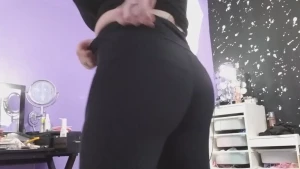 10064437