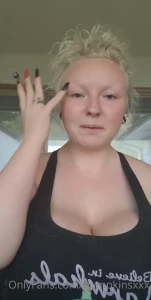 10064555