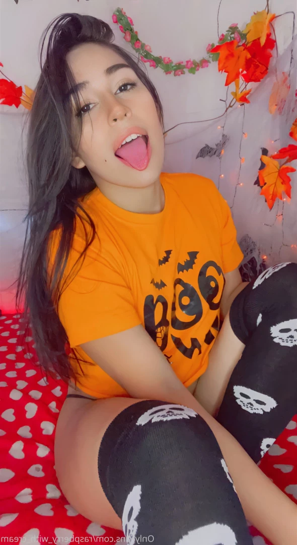 Chanel [ raspberry_with_cream ] Onlyfans leaked photo 8270057 on Hotleaks.tv